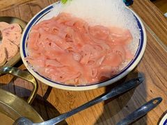 -小天鹅火锅·一线江景洪鼎旗舰店(洪崖洞店)