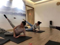 -静待花开瑜伽尊巴会馆