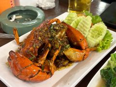 -J Daeng Seafood