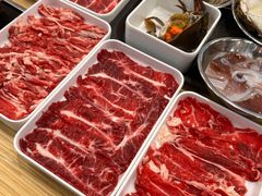 -杨老板·海鲜集市火锅·鲜切牛肉(中防万宝店)