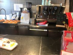 -皇冠幸福里动物奶油生日蛋糕(常青中路店)