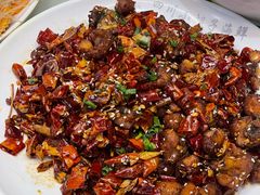 -四川小胡子海鲜(丁村万人海鲜广场店)