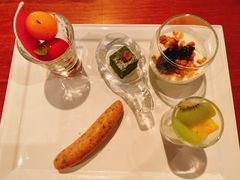 -Bleston Court Yukawatan