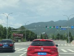 -尚庄度假村·庭台树下·户外烧烤·团建CS·轰趴营地(上庄水库店)