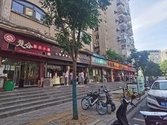 -牛师傅牛肉面(尚隆路店)