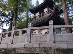 -汇龙潭