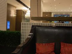 -上海虹桥西郊假日酒店