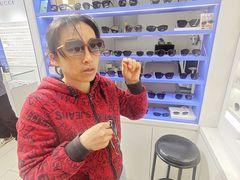 -美式眼镜·授权蔡司.依视路.尼康.豪雅.明月(南翔印象城店)