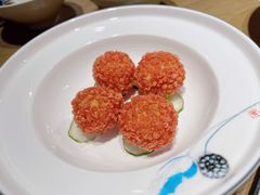 贵妃荔枝虾丸子-臻鲜燕海鲜融合餐厅(金陵style店)