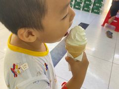 -麦当劳(皇岗路店)