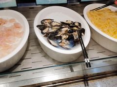-遇上西雅图多融合海鲜自助餐厅(中房金谊广场店)