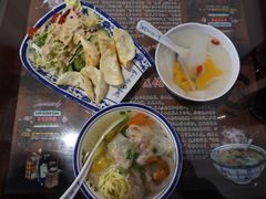 -长人馄饨铺(解放街店)