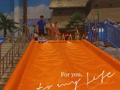 -青岛东方影都融创水世界