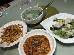 -刘胖子家常菜·蹄花焖藕(中央花园店)