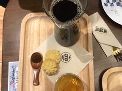 -ZING COFFEE 镜咖啡