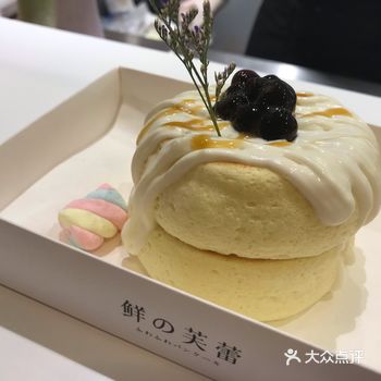 这家在万象城，是新开的店铺，因为刚开业，在4月份活动