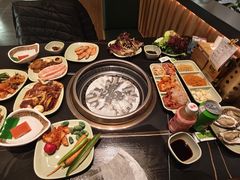 -梨花自助烤肉(西三旗万象汇黑金店)