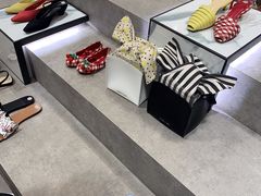 -CHARLES&KEITH(1234space店)