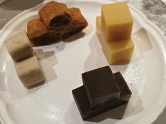 -羲和雅苑•北京烤鸭(陆家嘴中心店)