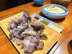 -蒙艾里民族传统菜蒙餐