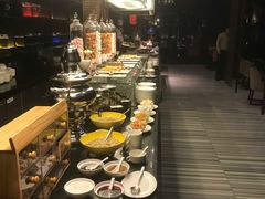 自助取餐区-唐拉雅秀酒店-西锦汇空中BBQ·思创餐厅