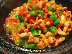 鲜椒石锅兔-山顶顶概念四川菜(黄埔大道店)