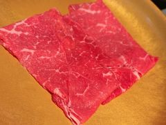 -牛YO寿喜烧·铁板烧和牛火锅自助(市府恒隆店)