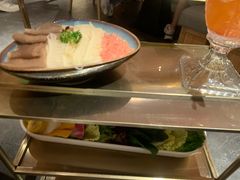 -左庭右院鲜牛肉火锅(金山万达店)