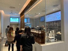 -喜茶(北京华贸购物中心店)