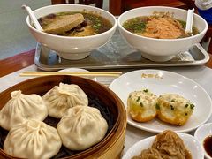 -老西白点心店