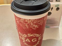 醒时春山-霸王茶姬(上海恒基名人店)