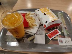 -麦当劳(光新乐购店)