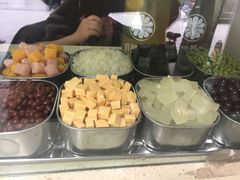 -沪上阿姨鲜果茶(华新大街店)