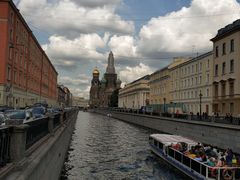 -滴血救世主教堂