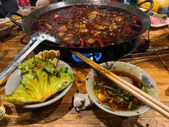 -六公里老火锅(总店)