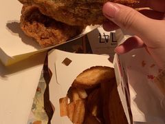 -麦当劳(新洲南路店)