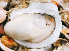 -蚝哥花姐湛江烤生蚝(美丽湾市场店)