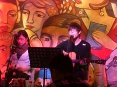 这小哥真正中国好声音！！！-摆渡酒吧(后海店)