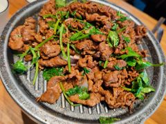 卢员外烤羊肉-壹零捌道·北京烤鸭(车公庄店)