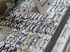 -华彬眼镜专业渐进配镜(潘家园店)
