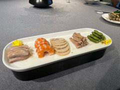 -HOMES上海本帮菜(襄阳公园店)