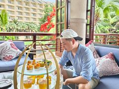 -亚龙湾喜来登·美景台大堂吧