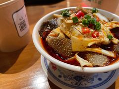 功夫双脆-炉小二铜锅牛蛙•川湘菜(三里屯店)