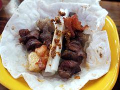 -哈尔滨小酒馆·鲜肉现穿自助烧烤(康新花园店)