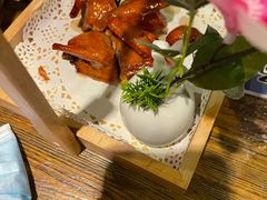 烤乳鸽-胡桃里音乐酒馆(环亚凯瑟琳广场店)
