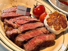 -MONICH牛排融合餐厅(和义大道购物中心店)