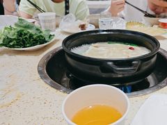 -九寨沟特色牦牛肉汤锅