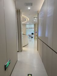 -碧莲盛·脱发养发中心