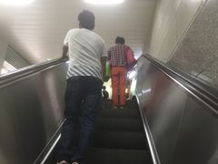-陆家浜路(地铁站)
