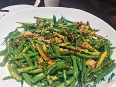 -蔼若春.传承三十年云南菜(金碧公园店)